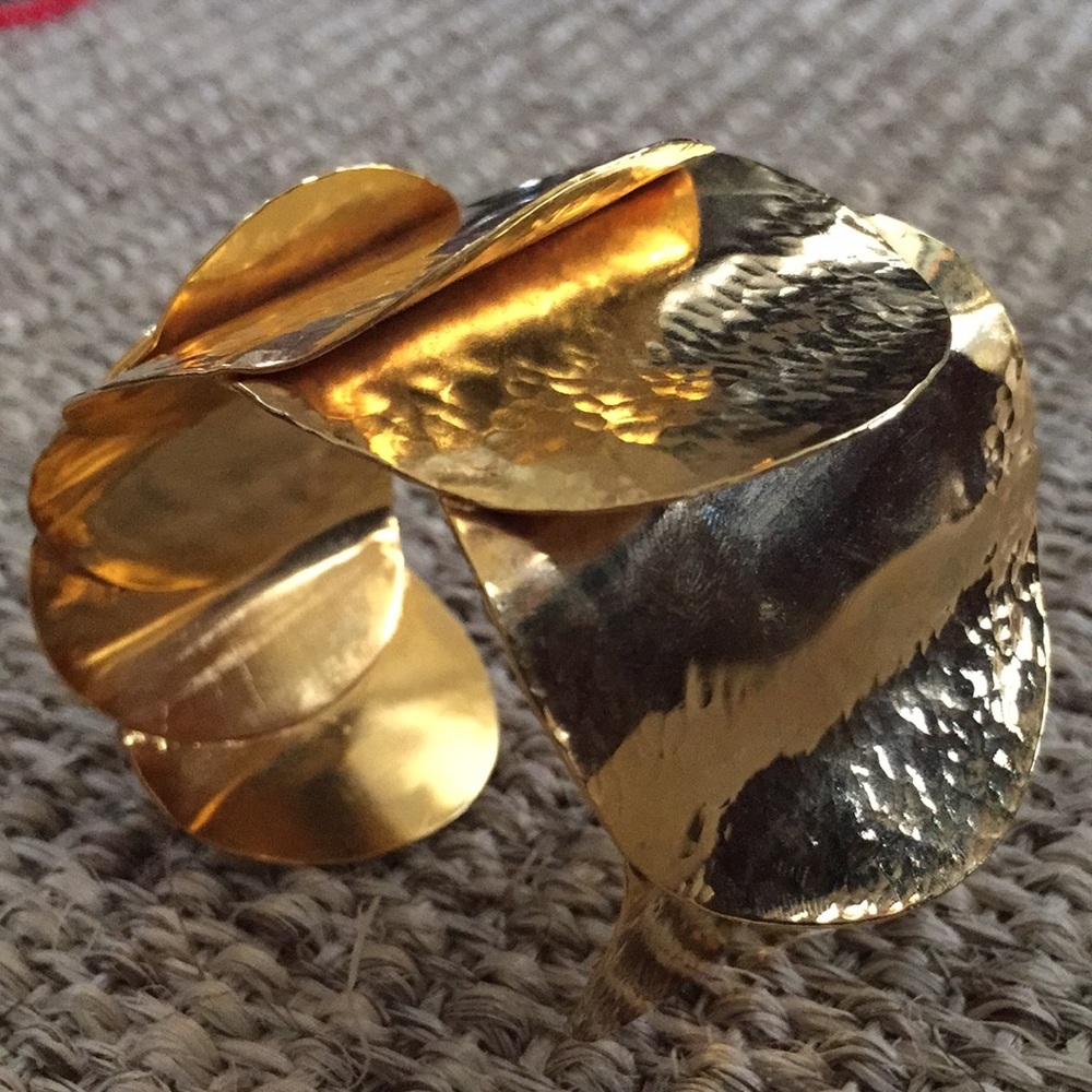 Statement yellow-gold cuff